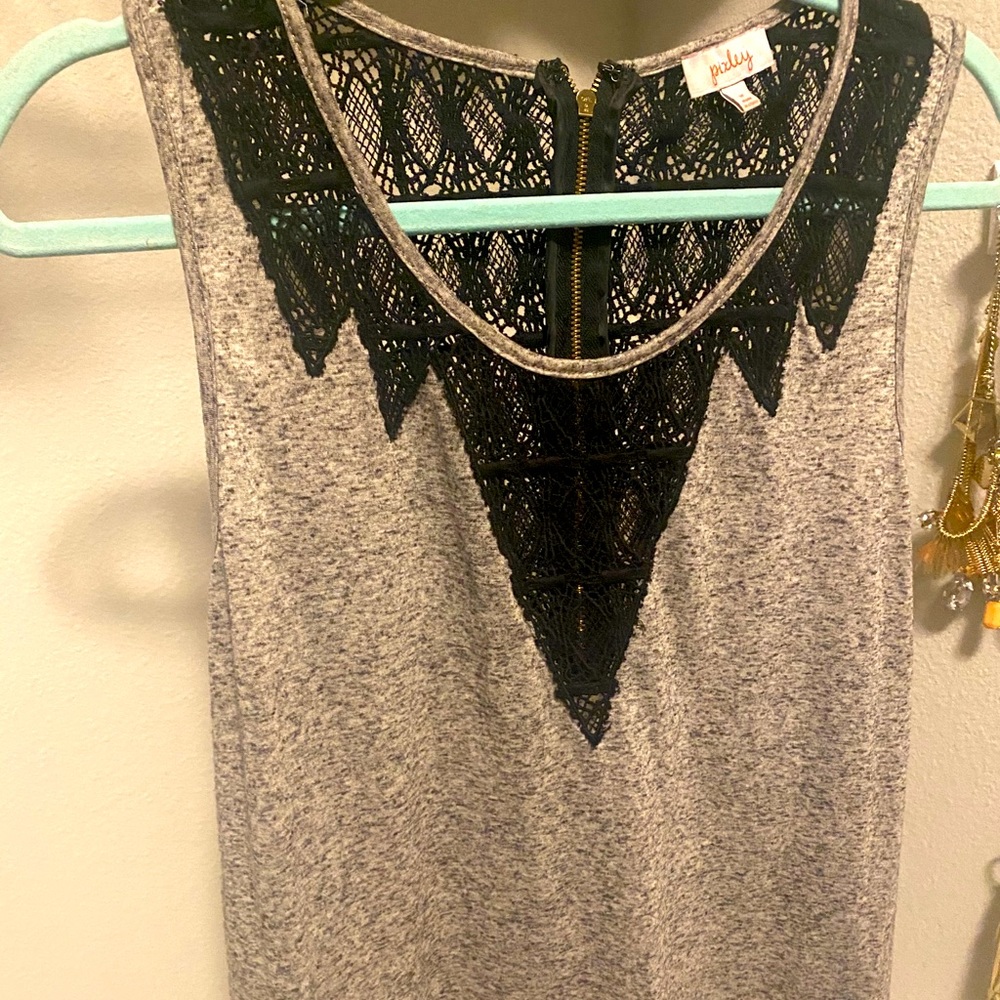 Sleeveless top